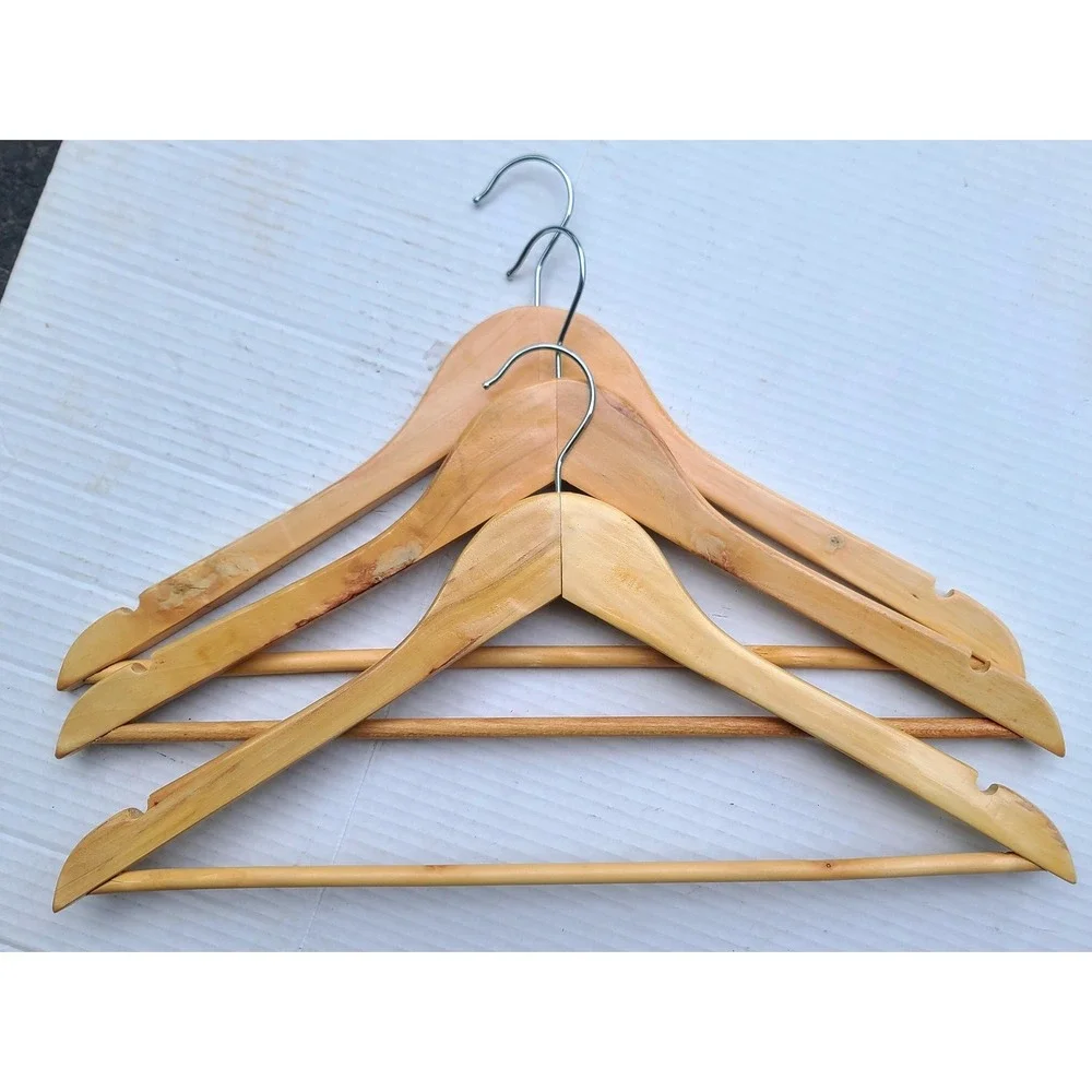 Set of 3 Natural Wood‎ Clothes Hangers with Swivel Hook Pant Bar and Notches